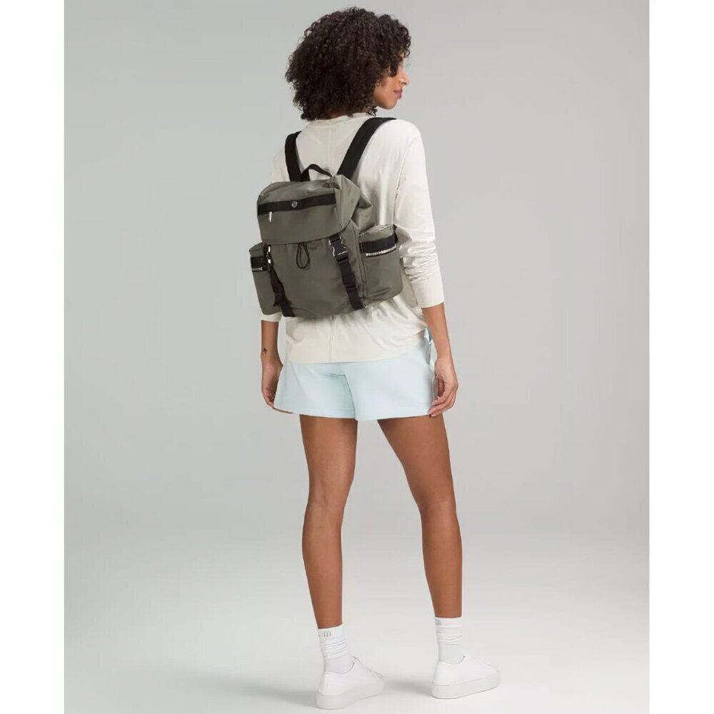Lululemon Wunderlust Backpack 14L Green Grey - Picture 15 of 16